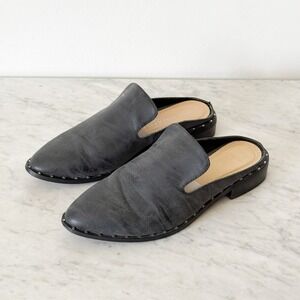 Very Volatile Womens Black Pointed Toe Studded Welt Mule Flat Slides Size 6